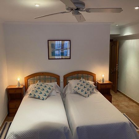Hostal Restaurante Cala Кала Фигуера Экстерьер фото