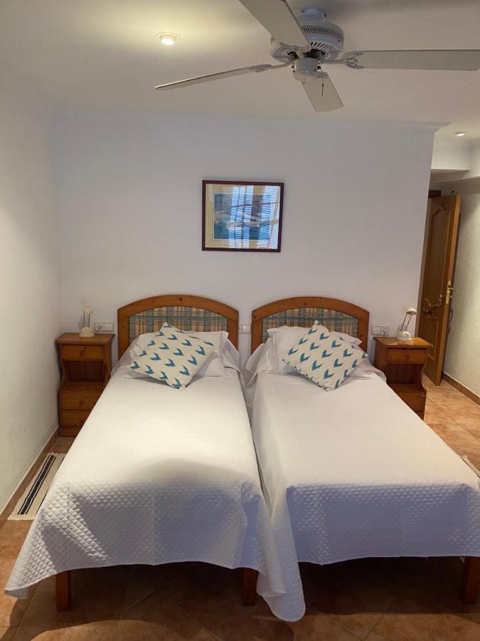 Hostal Restaurante Cala Кала Фигуера Экстерьер фото