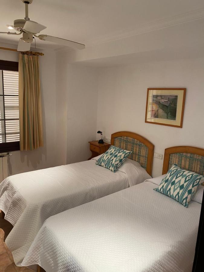 Hostal Restaurante Cala Кала Фигуера Экстерьер фото