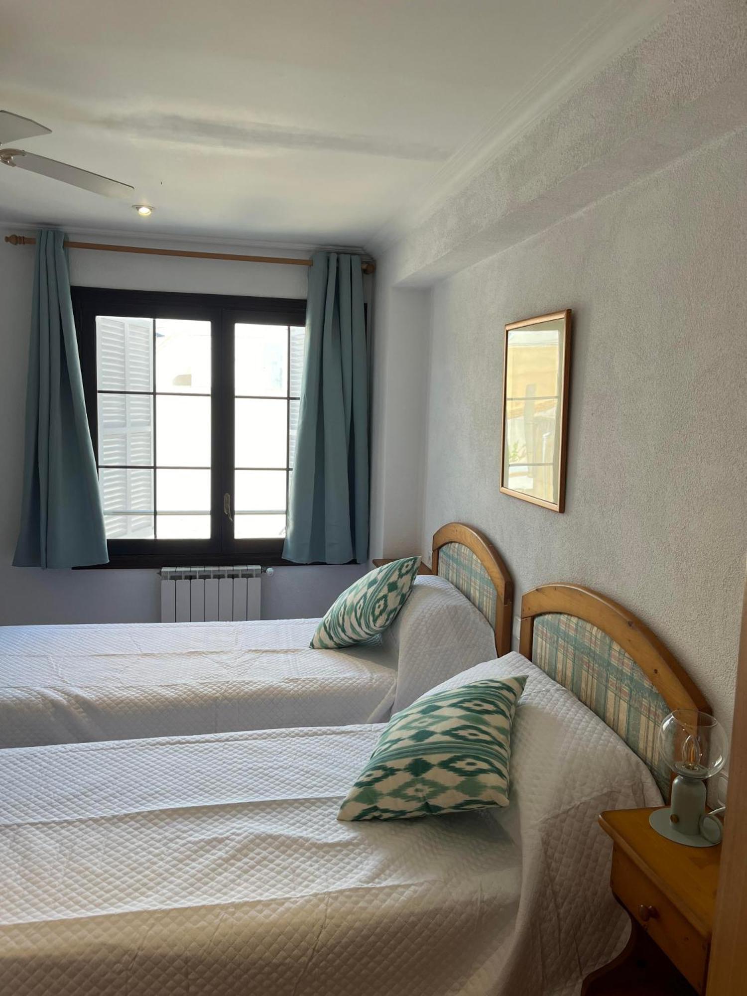 Hostal Restaurante Cala Кала Фигуера Экстерьер фото