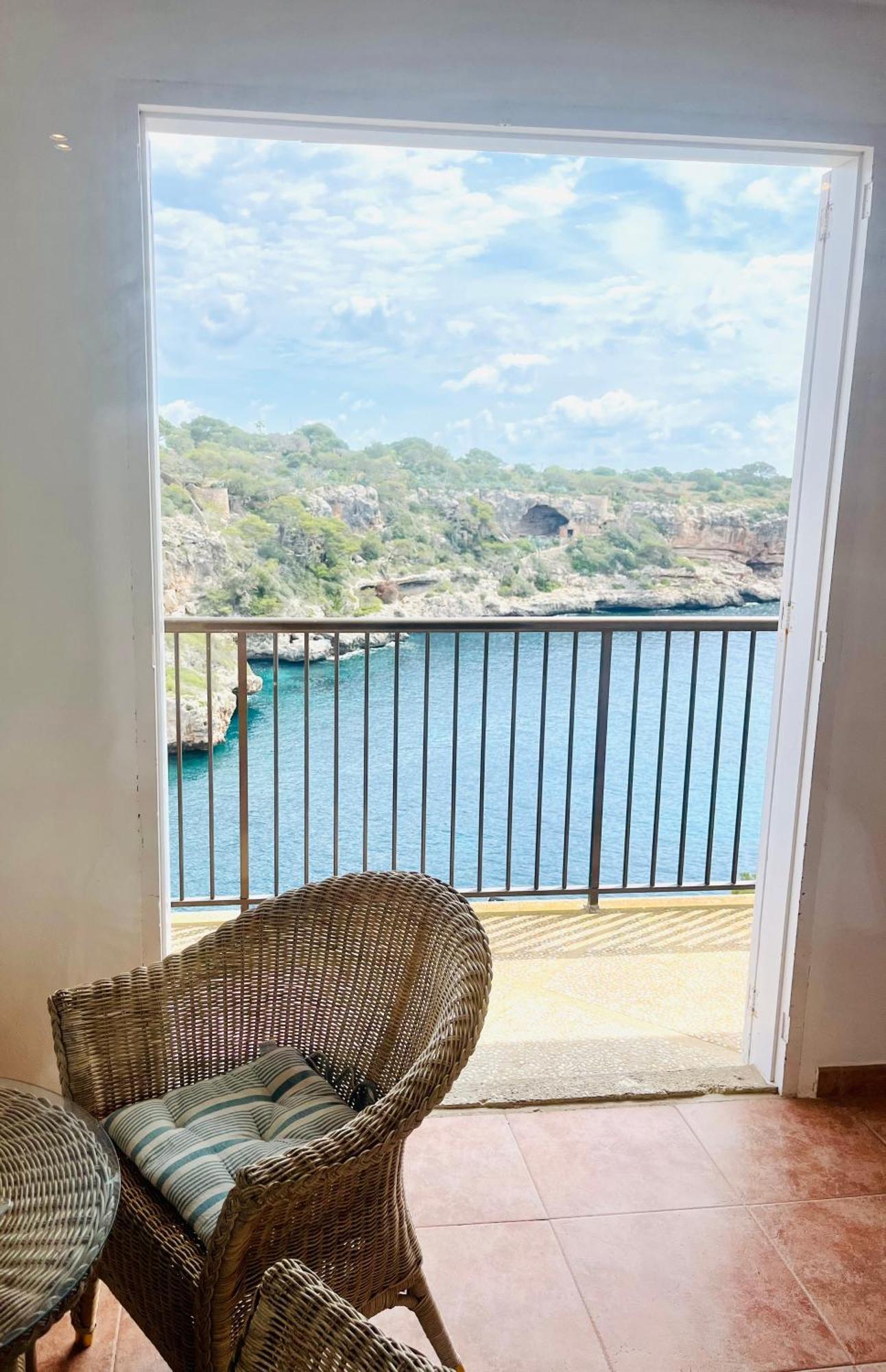 Hostal Restaurante Cala Кала Фигуера Экстерьер фото
